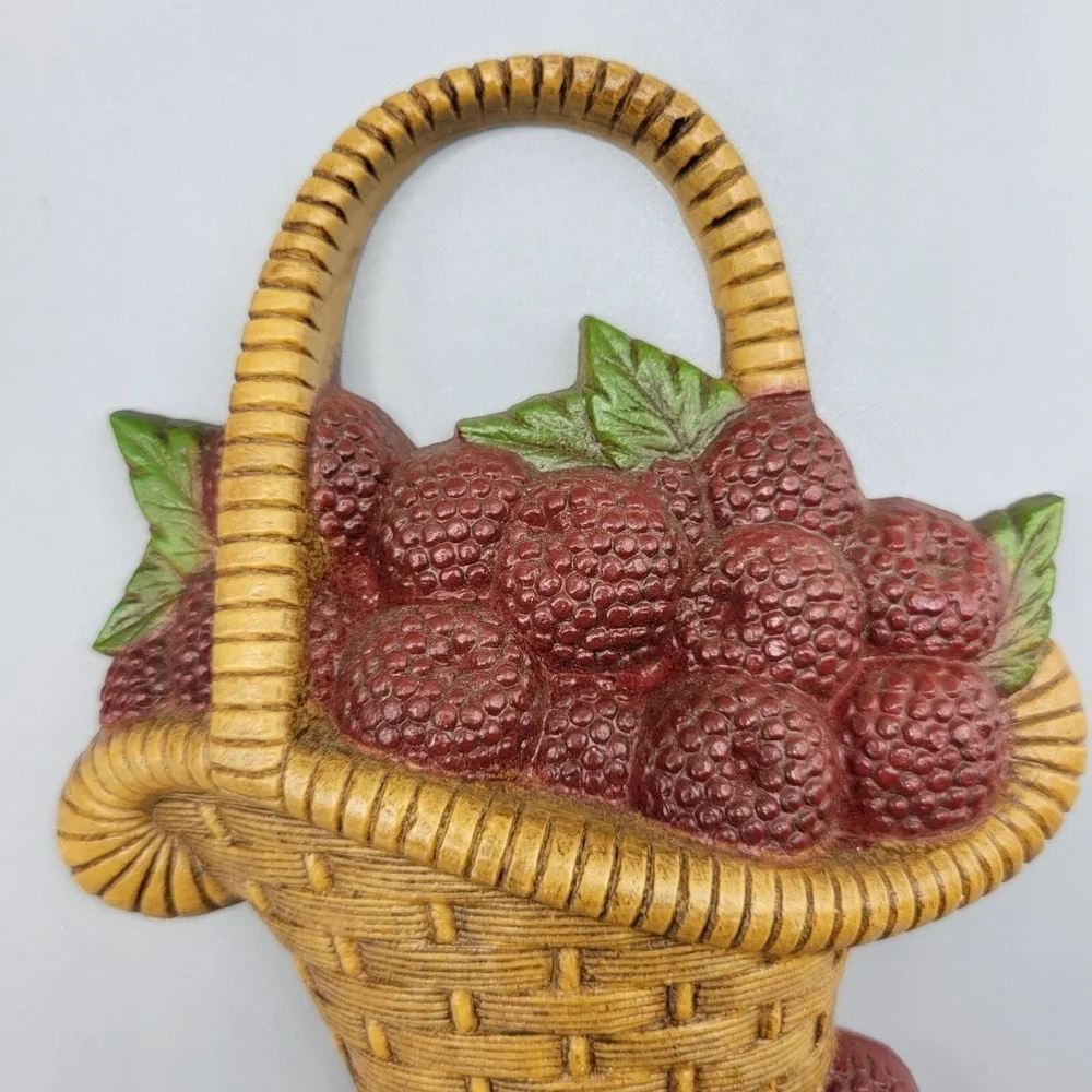 Vtg Burwood Basket Wall Plaques Strawberries Raspberries Fruit Decor Set Of 2